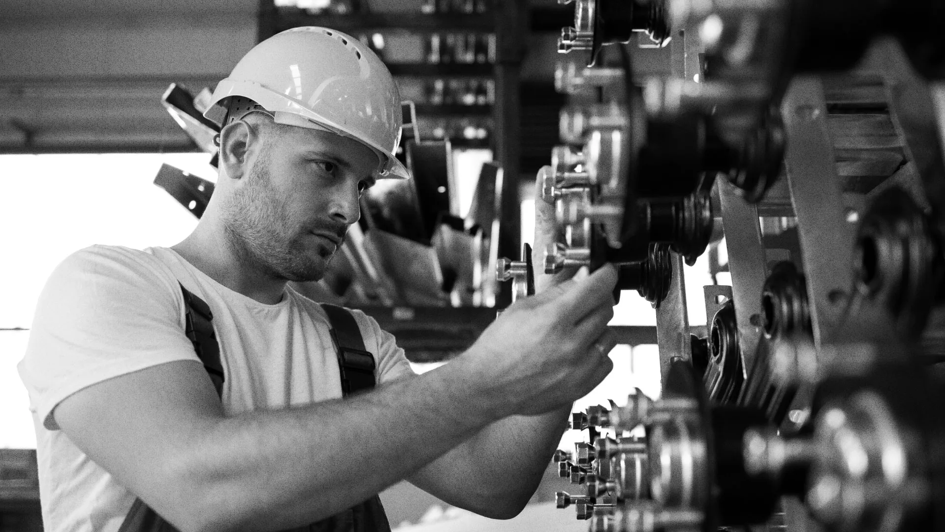 Разработка сайта для завода по продаже оборудования в Тихвине